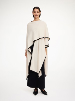 By Malene Birger Kassira Merino-blend Poncho Stickat Oyster Gray | SE_BB35546