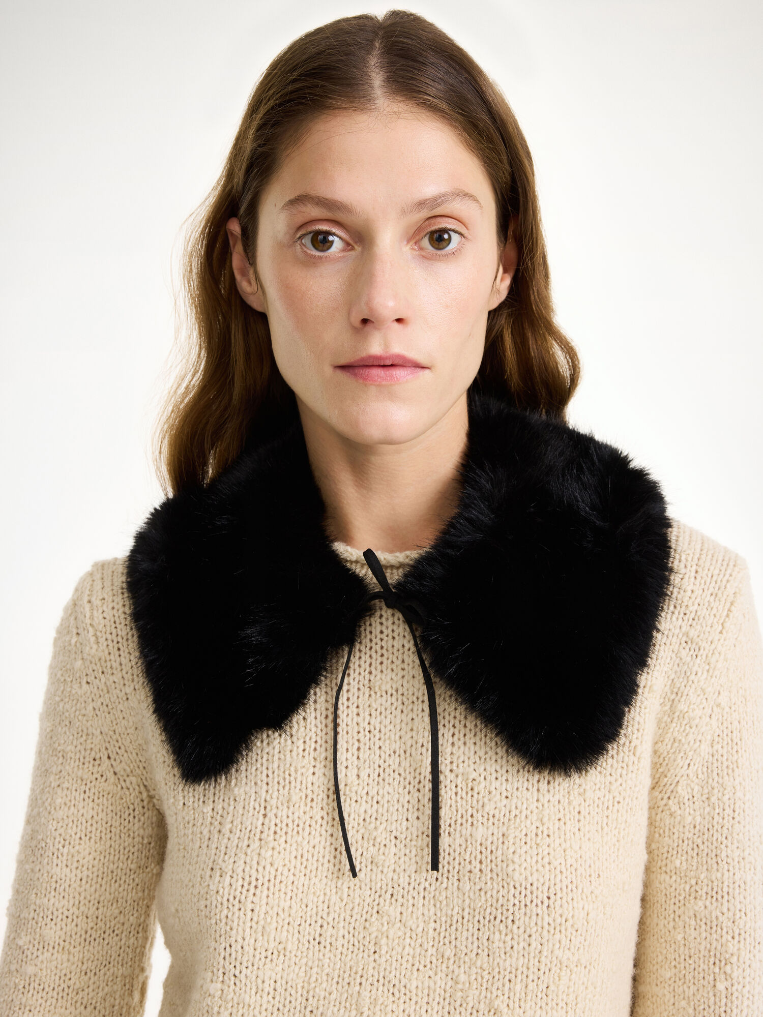 By Malene Birger Cowie Faux Fur Collar Halsduk Svarta | SE_BB68271